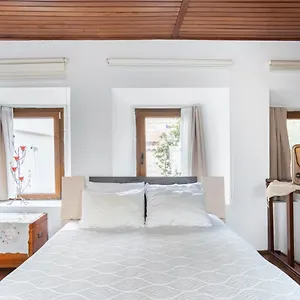 300-yrs-old-renovated-central-stone-house-gocebe-residence.aegeanhotels.net/
